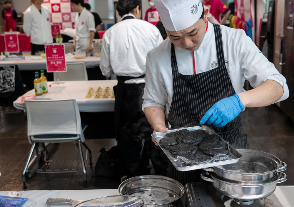 第3回おかしなメニューコンテスト in 福岡 | 春日井製菓